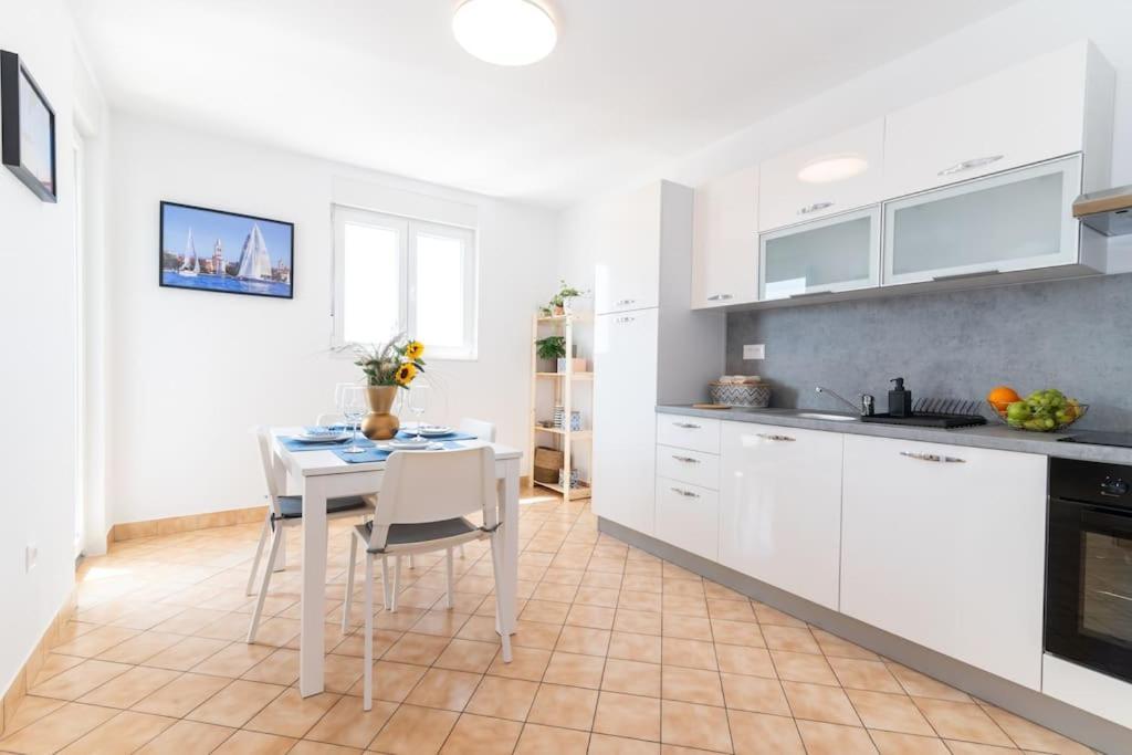 Cozy Apartment "Iskra" - 3 Bedrooms 자다르 외부 사진